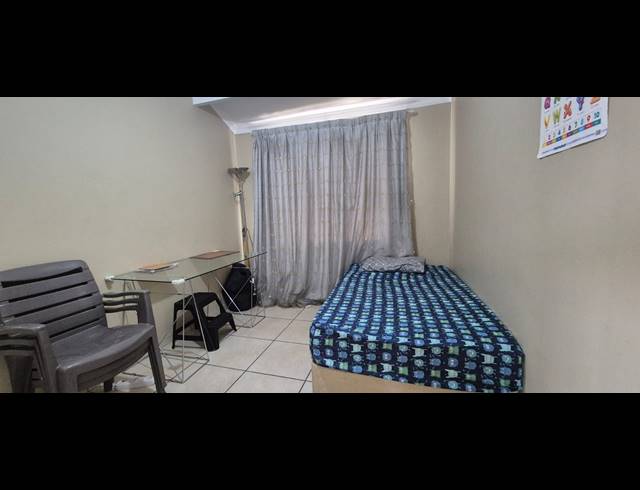 3 BEDROOM APARTMENT FOR SALE IN HALFWAY GARDENS